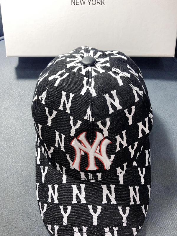 ブランド帽子背面デザイン